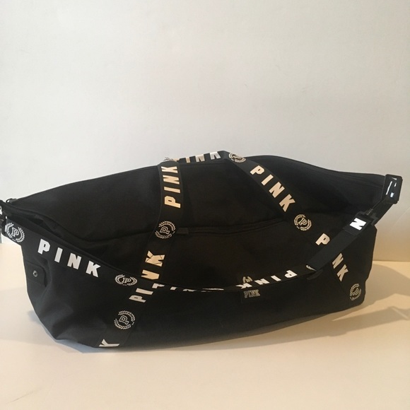 PINK Victoria's Secret Handbags - Large Pink duffle bag